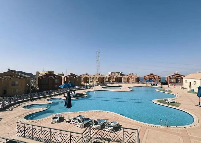 Luxury For Rent In Ain Sokhna 5 Bedrooms Villa *